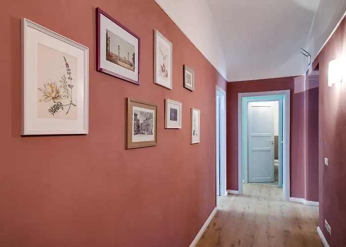 בית הארחה Femasuites 4*
